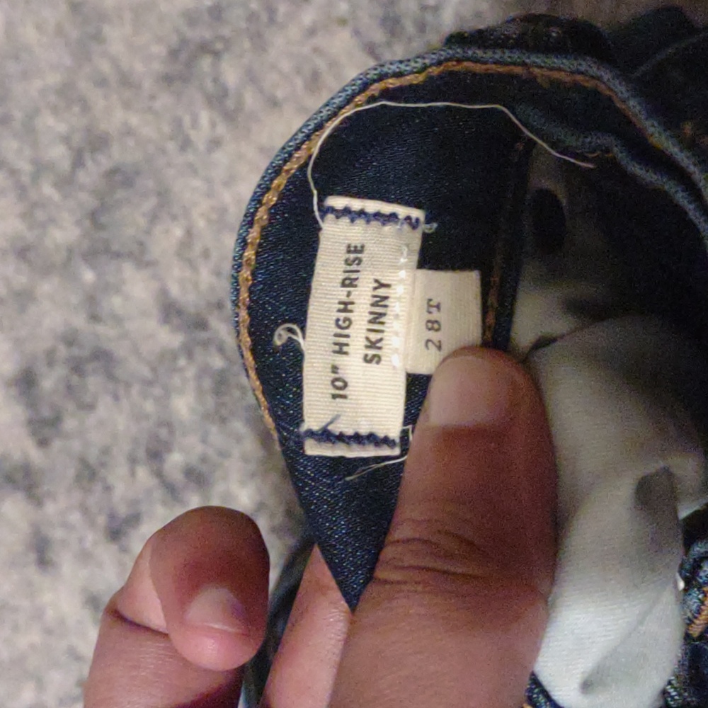 Madewell | High Rise Skinny Jeans - Picture 4 of 5